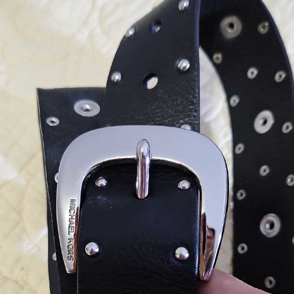 MICHAEL Michael Kors Black Leather Studded Belt with Polished Silver Buckle - Picture 2 of 4